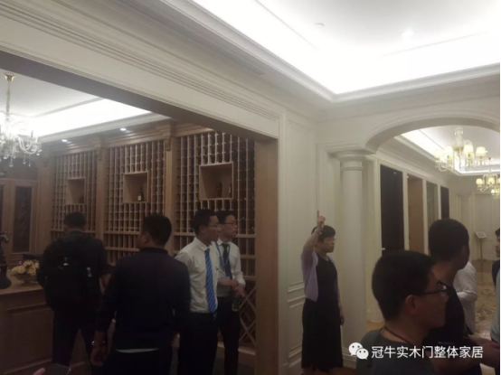 前線直擊！展會(huì)第二天，人潮只增不減，精彩不停歇?。?/></p><p style=