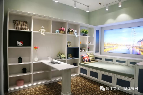 前線直擊！展會(huì)第二天，人潮只增不減，精彩不停歇?。?/></p><p style=